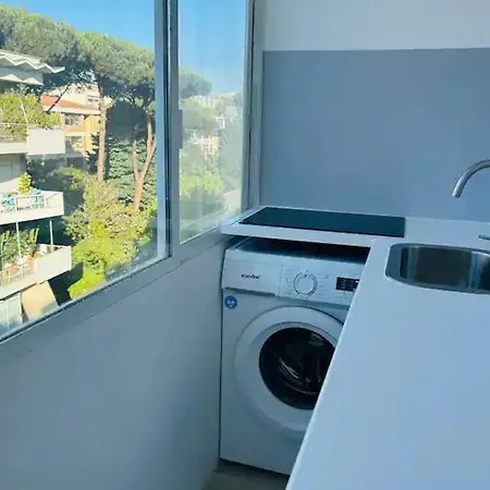 Lägenhet Eur Luxury Nest *