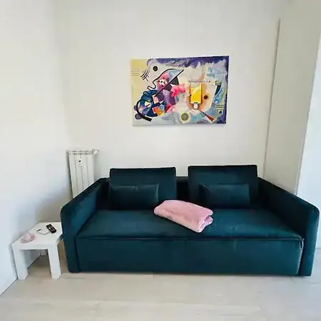 Eur Luxury Nest Lägenhet